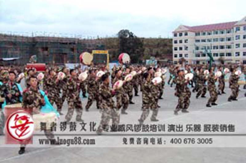 武警柳州支隊100人威風鑼鼓隊