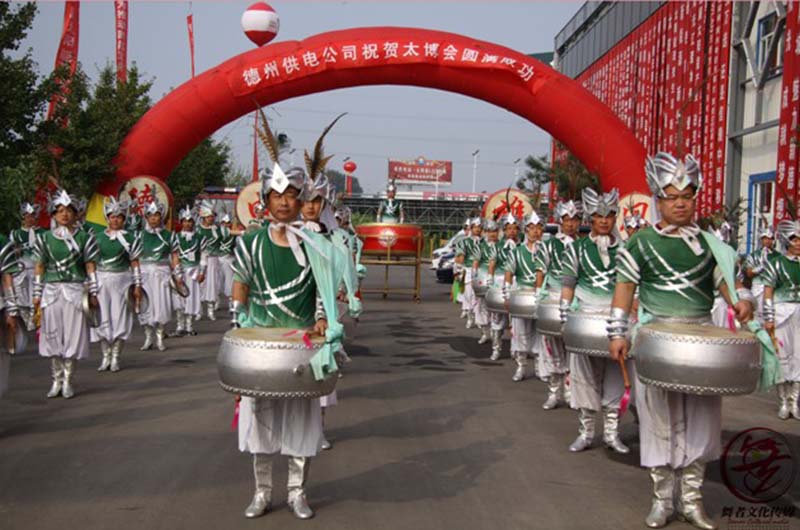 “威風(fēng)鑼鼓”鼓舞太博會
